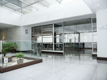 OFICINA DE VENTA SECTOR 12 DE OCTUBRE QUITO ECUADOR