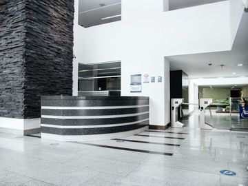 OFICINA DE VENTA SECTOR 12 DE OCTUBRE QUITO ECUADOR