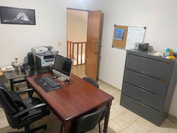 Casa en Venta, Colinas del Cimatario Querétaro