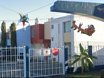 HERMOSA CASA JARDINES DEL VALLE ZAPOPAN !!!!