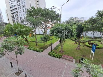 Departamento en Venta de 3 Dormitorios Vista a Parque en Miraflores, No Paga Alcabala