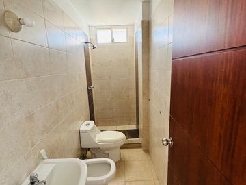 CASA EN ALQUILER EN CONJUNTO PRIVADO