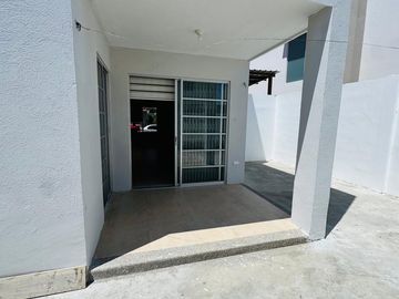 CASA EN ALQUILER EN CONJUNTO PRIVADO