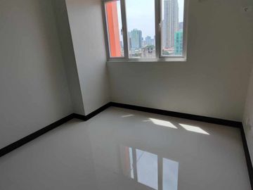 ready for occupancy For sale condo in pasay cartimar buendia gil puyat
