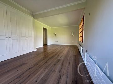 HERMOSA CASA EN PARCELACIÓN CONSOLIDADA EN VALDIVIA