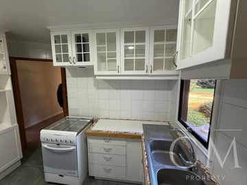 HERMOSA CASA EN PARCELACIÓN CONSOLIDADA EN VALDIVIA