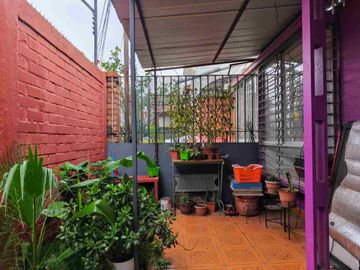 CASA EXCELENTE UBICACIÓN, 3 DORMITORIOS 144 M2