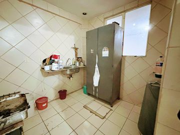 Casa en Venta con Local Comercial en Villas de San Juan – ¡Vive y Emprende en el Mismo Lugar!