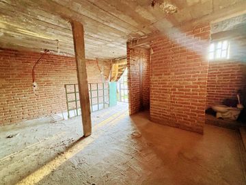 Casa en Venta con Local Comercial en Villas de San Juan – ¡Vive y Emprende en el Mismo Lugar!