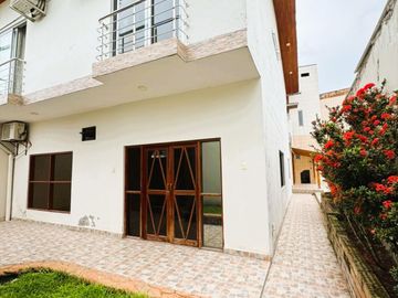 CASA EN VENTA - URB SANTA SOFIA -SAN JUAN BAUTISTA IQUITOS 365M2