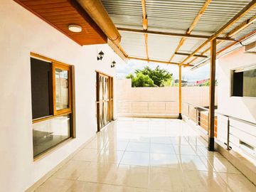 CASA EN VENTA - URB SANTA SOFIA -SAN JUAN BAUTISTA IQUITOS 365M2