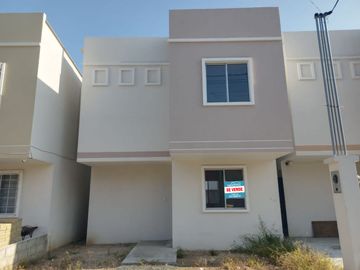 Casa de venta en la Urbanización Paseo del Sol 2, Vía a la Costa.