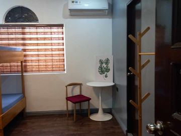 Preowned House and Lot with Poool in Filipinas Farm -EGR