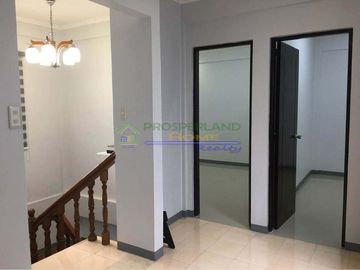 FOR SALE: HOUSE AND LOT IN IMUS, CAVITE
