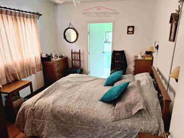 Se Vende Linda Casa Quinta de un piso, con amplio terreno, altura paradero 23, comuna de La Cruz, Región Valparaíso.