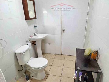 Se Vende Linda Casa Quinta de un piso, con amplio terreno, altura paradero 23, comuna de La Cruz, Región Valparaíso.