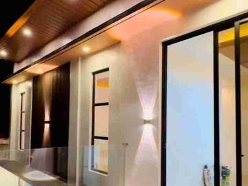 San Lorenzo Subdivision Sta. Rosa, Laguna House and Lot for Sale