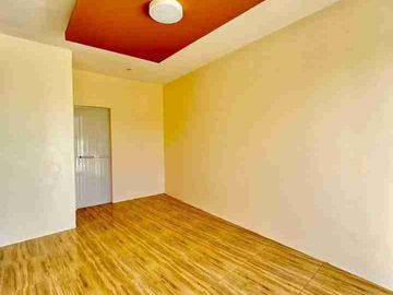 San Lorenzo Subdivision Sta. Rosa, Laguna House and Lot for Sale