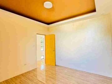 San Lorenzo Subdivision Sta. Rosa, Laguna House and Lot for Sale