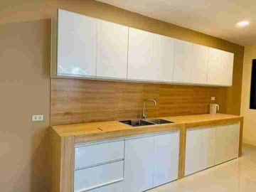 San Lorenzo Subdivision Sta. Rosa, Laguna House and Lot for Sale