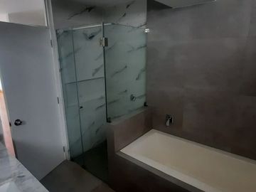 Precioso Flat Estreno Balcon-Terraza en Solicitada Zona de Valle Hermoso