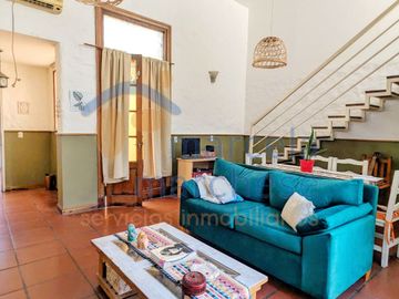 Tipo Casa. 4 Amb. + Terraza + Patio ¡Sin Expensas!