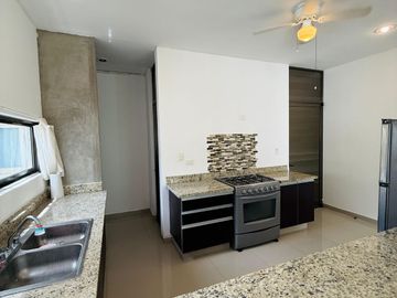 Casa en Venta de Una Planta en Esquina en Privada