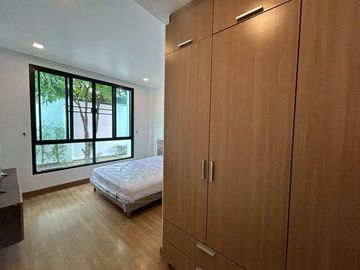 Modern 4-Bedroom Pool Villa for Rent or Sale – Wang Tan Village, Chiang Mai