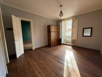 CASA CORTE ANTIGUA EN VENTA CENTRO DE TANDIL