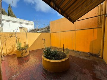 CASA CORTE ANTIGUA EN VENTA CENTRO DE TANDIL