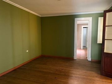 CASA CORTE ANTIGUA EN VENTA CENTRO DE TANDIL