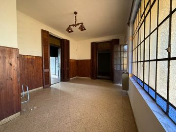 CASA CORTE ANTIGUA EN VENTA CENTRO DE TANDIL