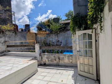 Tipo Casa. 4 Amb. + Terraza + Patio ¡Sin Expensas!
