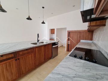 OPORTUNIDAD PREMIUM - CASA NUEVA A 3 MIN DE PLAYA EN NUEVO VALLARTA