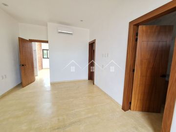 OPORTUNIDAD PREMIUM - CASA NUEVA A 3 MIN DE PLAYA EN NUEVO VALLARTA