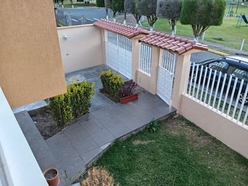 SE ARRIENDA HERMOSA CASA SECTOR SAN PEDRO DE TABOADA – VALLE DE LOS CHILLOS