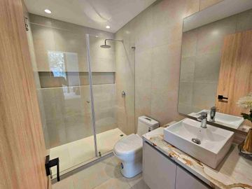 Estudios y Departamentos Sector República del Salvador Quito norte desde $79.000