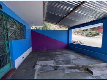 🏡 ¡Ocasión en Chaclacayo! Venta de casa con gran terreno y construcción sólida – Ideal para inversión