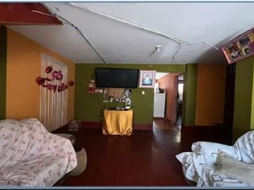 🏡 ¡Ocasión en Chaclacayo! Venta de casa con gran terreno y construcción sólida – Ideal para inversión