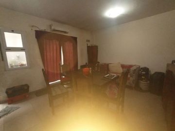 COMODO DEPARTAMENTO EN PLANTA BAJA CON UN DORMITORIO