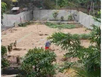 Vende terreno comercial/turístico en Balzar, Guayas, Ecuador.