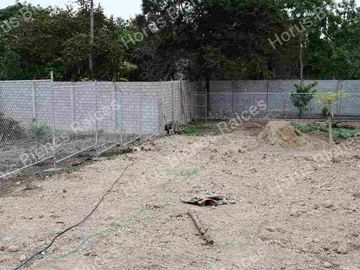 Vende terreno comercial/turístico en Balzar, Guayas, Ecuador.