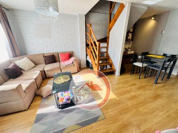 Excelente casa 3D/3B cerca de Lincoln College