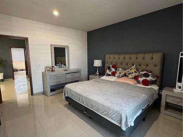 VENTA DE CASA EN SIERRA NOGAL COTO PIRUL, LEÓN, GTO.