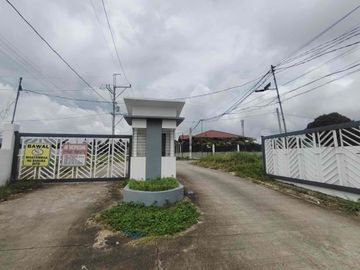 bungalow house and lot