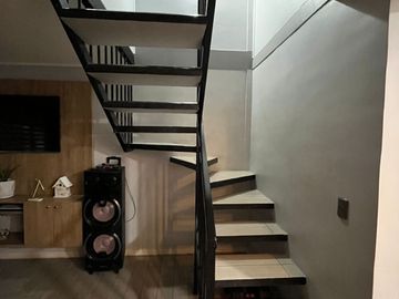Casa Remodelada con Piscina en Excelente Estado, Quilicura.