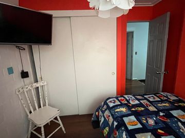 Casa Remodelada con Piscina en Excelente Estado, Quilicura.