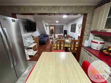 se vende casa en Villa Anguita, San Bernardo.