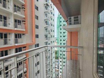 Rent to own 1 bedroom condo in pasay quantum residences near MOA Pagcor