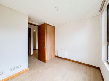 Departamento en edificio Altos de Lonco · Venta UF 5.600